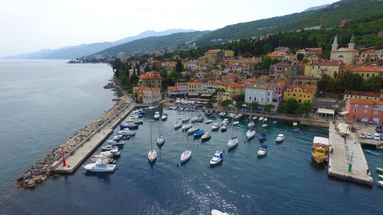 Apartments Matacin With Sea View Opatija Exteriör bild