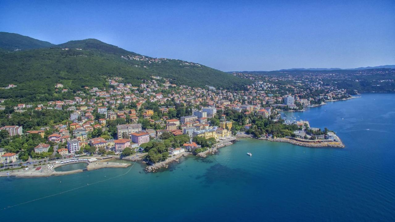 Apartments Matacin With Sea View Opatija Exteriör bild
