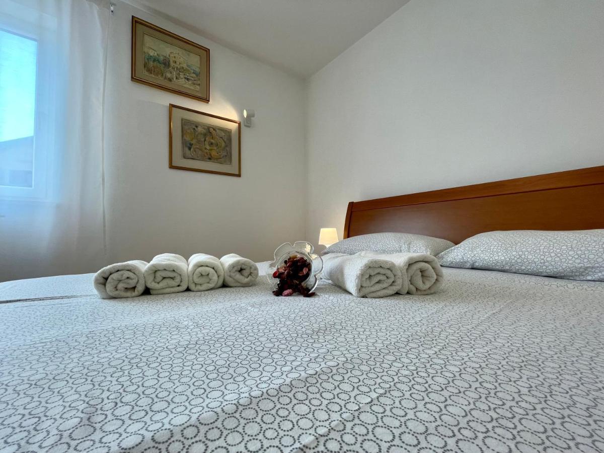 Apartments Matacin With Sea View Opatija Exteriör bild