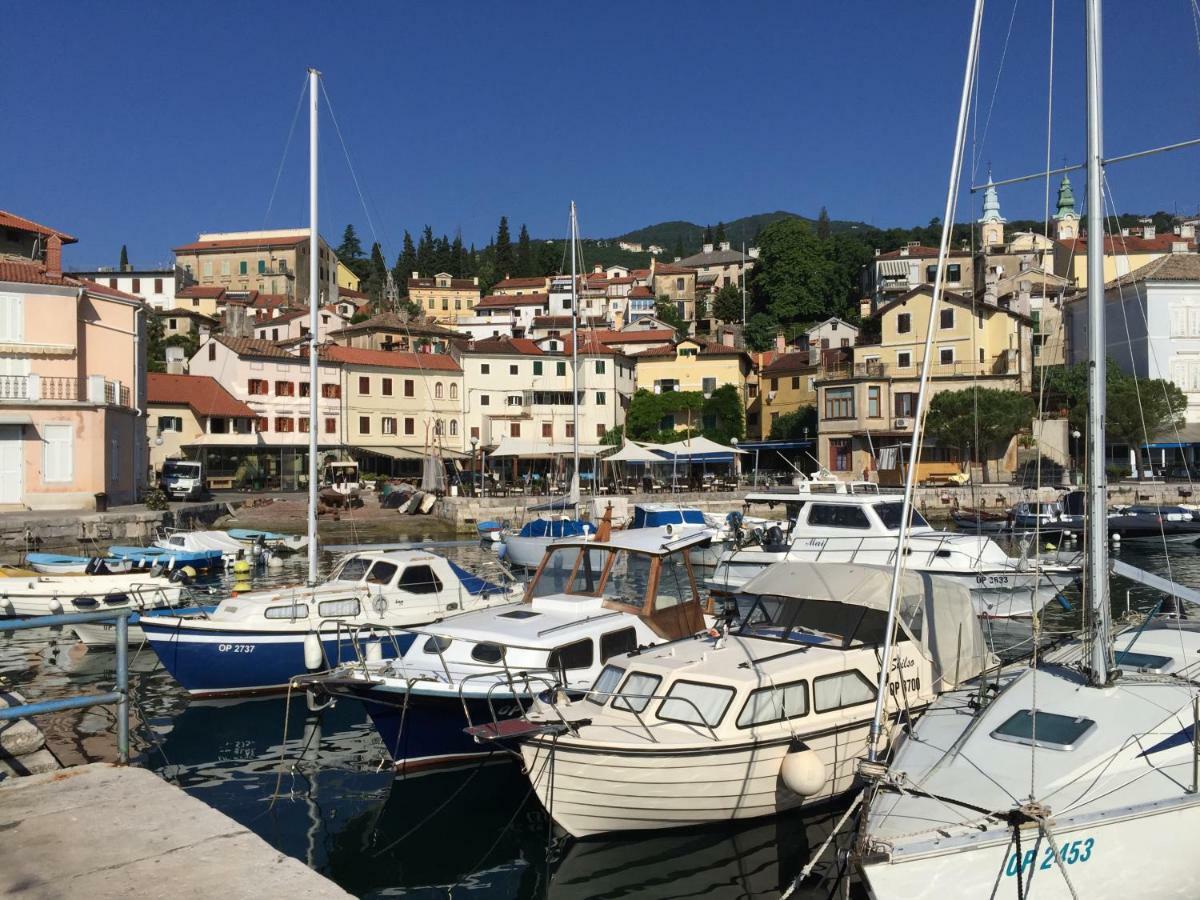 Apartments Matacin With Sea View Opatija Exteriör bild